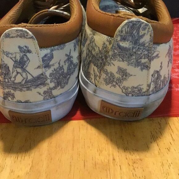 Shoes by Radii men’s size 12 - Picture 4 of 7